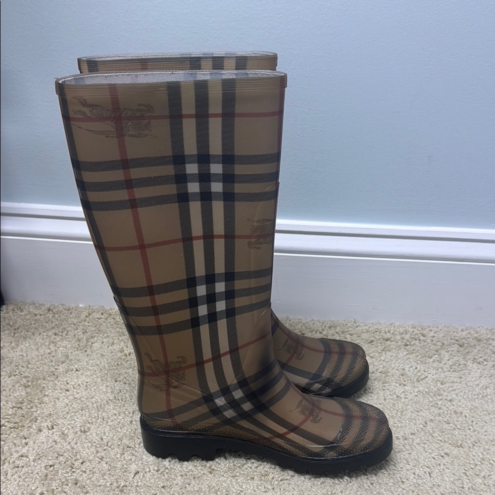 Burberry Plaid Winter Rain Boots - Tan and Black - Picture 3 of 5